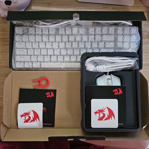 Redragon RGB Keyboard and Mouse - Picture 2 of 7